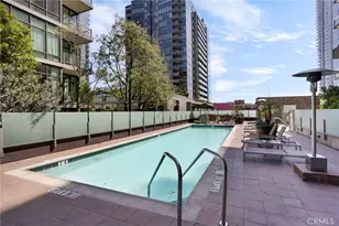 1111 S Grand Ave, Los Angeles, CA 90015 - Photo 23