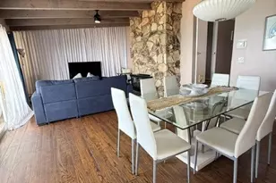 17614 Posetano Rd, Los Angeles, CA 90272 - Photo 47