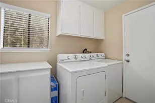 14025 Rabbit Rd, Sylmar, CA 91342 - Photo 31
