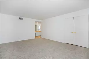 17255 Palisades Cir, Pacific Palisades, CA 90272 - Photo 21