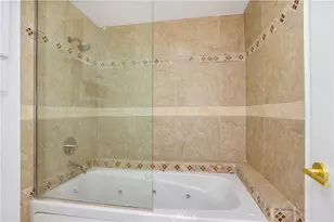 17255 Palisades Cir, Pacific Palisades, CA 90272 - Photo 27