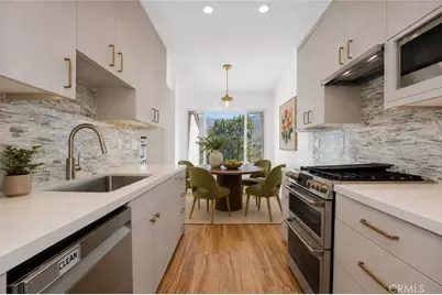 17255 Palisades Circle, Pacific Palisades, CA 90272 - Photo 7