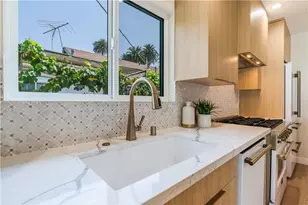 2837 S Palm Grove Ave, Los Angeles, CA 90016 - Photo 15
