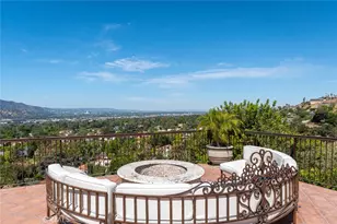 330 Kempton Rd, Glendale, CA 91202 - Photo 65