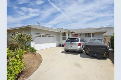 13208 S Manhattan Place, Gardena, CA 90249 - Photo 3