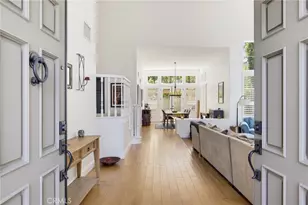 22312 Delia Ct, Calabasas, CA 91302 - Photo 13