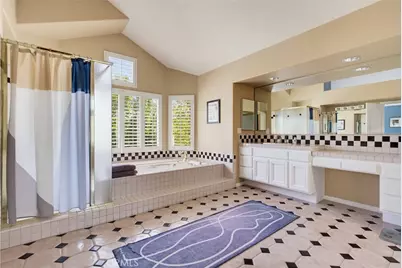 22312 Delia Court, Calabasas, CA 91302 - Photo 41