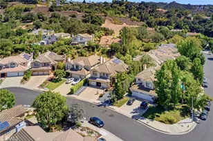 22312 Delia Ct, Calabasas, CA 91302 - Photo 11