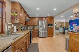 3380 N Lamer St, Burbank, CA 91504 - Photo 31