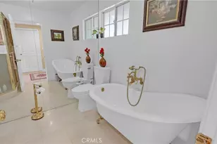 3380 N Lamer St, Burbank, CA 91504 - Photo 45