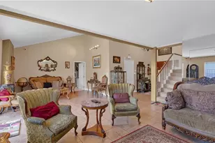 3380 N Lamer St, Burbank, CA 91504 - Photo 11