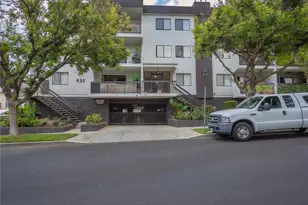 635 E Elmwood Ave, Burbank, CA 91501 - Photo 29