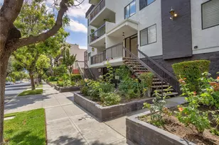 635 E Elmwood Ave, Burbank, CA 91501 - Photo 31