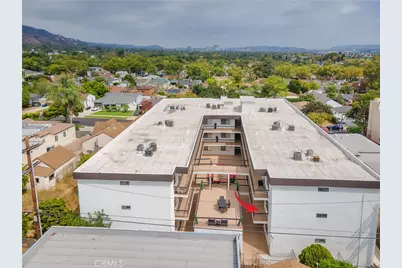 635 E Elmwood Avenue #203, Burbank, CA 91501 - Photo 37