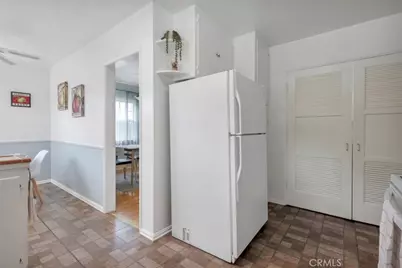 400 University Avenue, Burbank, CA 91504 - Photo 19