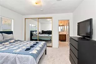 1818 Hilton Dr, Burbank, CA 91504 - Photo 13