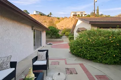 1818 Hilton Drive, Burbank, CA 91504 - Photo 35