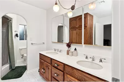 1818 Hilton Drive, Burbank, CA 91504 - Photo 15