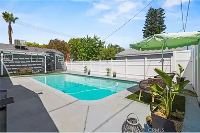 1320 N Catalina, Burbank, CA 91505 - Photo 23