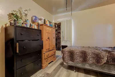 7731 Klump, Los Angeles, CA 91352 - Photo 17