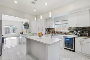 6525 Mary Ellen, Los Angeles, CA 91401 - Photo 11