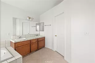 6200 Trinidad Ct, Bakersfield, CA 93313 - Photo 33