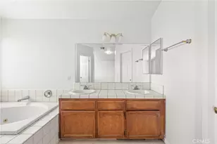 6200 Trinidad Ct, Bakersfield, CA 93313 - Photo 31