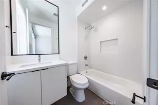1175 Leighton, Los Angeles, CA 90037 - Photo 35