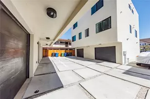 1175 Leighton, Los Angeles, CA 90037 - Photo 51