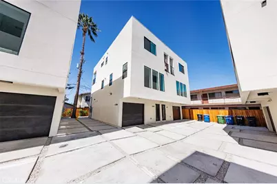 1175 Leighton, Los Angeles, CA 90037 - Photo 49