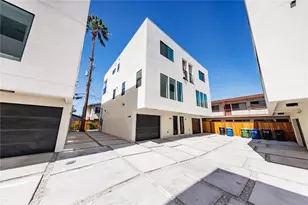 1175 Leighton, Los Angeles, CA 90037 - Photo 49