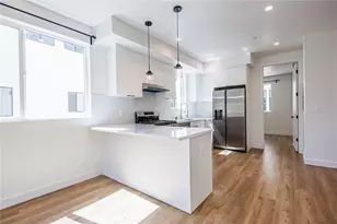 1175 Leighton, Los Angeles, CA 90037 - Photo 29
