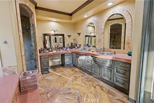 3426 Wedgewood Ln, Burbank, CA 91504 - Photo 47