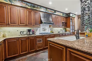 3426 Wedgewood Ln, Burbank, CA 91504 - Photo 23
