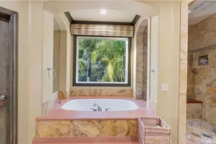 3426 Wedgewood Ln, Burbank, CA 91504 - Photo 45