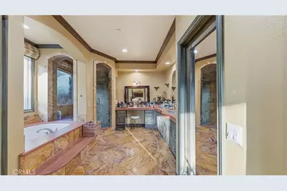 3426 Wedgewood Lane, Burbank, CA 91504 - Photo 43