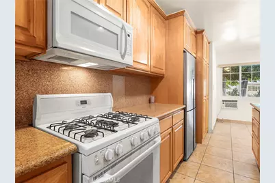 6904 Radford Avenue #7, North Hollywood, CA 91605 - Photo 5