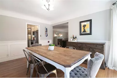 10703 Collins Street, North Hollywood, CA 91601 - Photo 7