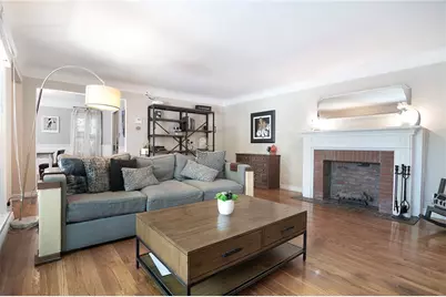 10703 Collins Street, North Hollywood, CA 91601 - Photo 3