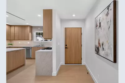 10211 Roscoe, Los Angeles, CA 91352 - Photo 5