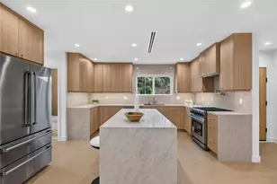 10211 Roscoe, Los Angeles, CA 91352 - Photo 7