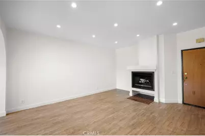 7211 Cozycroft Avenue #16, Winnetka, CA 91306 - Photo 7