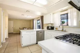 5389 Evergem Ave, Palmdale, CA 93552 - Photo 17