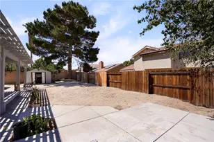 5389 Evergem Ave, Palmdale, CA 93552 - Photo 35