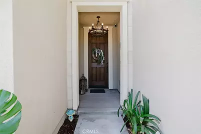 18930 Carranza Lane, Saugus, CA 91350 - Photo 3