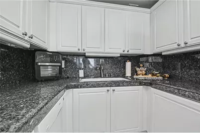 525 E Seaside Way #1109, Long Beach, CA 90802 - Photo 19