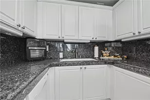 525 E Seaside Way, Long Beach, CA 90802 - Photo 19