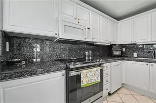 525 E Seaside Way, Long Beach, CA 90802 - Photo 17