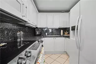 525 E Seaside Way, Long Beach, CA 90802 - Photo 33