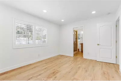 10065 Foothill, Lake View Terrace, CA 91342 - Photo 15